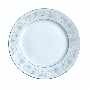 Fine China of Japan English Garden 1221 Dinner Plate 10.5"‎ Blue Pink Silver